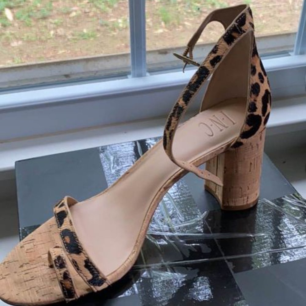 INC Wanamaker Nat Leo Sandal--Size 8.5